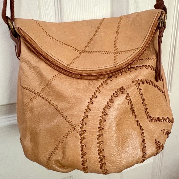 The Sak…Peace Sign…Tan Bag - Picture 1 of 7
